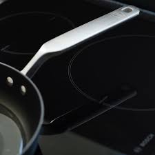 Rotisser Bratpfanne Von Fiskars Connox Shop Bratpfannen Pfanne Pentagon Design