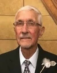 Mindy Frenzel's Instagram, Twitter & Facebook