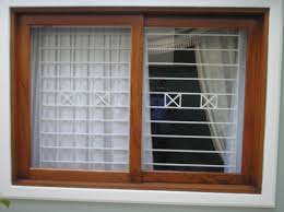 Resultado De Imagem Para Grades De Ferro P Janelas Janelas De Madeira Janelas Grades Para Janelas