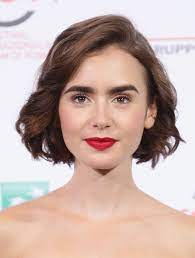 See pictures and shop the latest fashion and style trends of lily collins, including lily collins wearing short wavy cut, bob, messy cut and more. Pin On Hair