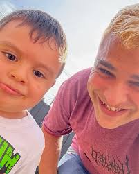 Jonathan Velez (@jonathanvelezok) • Instagram photos and videos