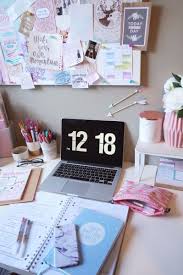 This Picture Reminds Us That The School Year Is About To Start Deadlines Projects Study Desk Organization Desk Organisation Student School Desk Organization