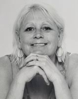 Faye Traversey Obituary