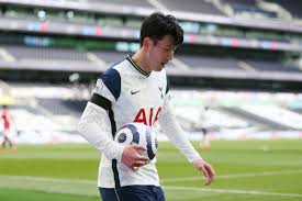 Please add the homepage on which the squad is supposed to be embedded. Tactics Break Different Match Same Issues For Tottenham Vs United Cartilage Free Captain