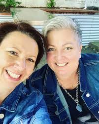 Mary Loeffel's Instagram, Twitter & Facebook