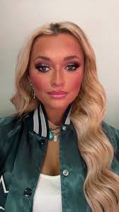 Justin Spence's Instagram, Twitter & Facebook