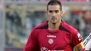 Lucarelli was born in livorno, italy. Lucarelli No Viola Deal Eurosport