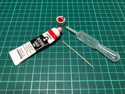 固まっ た 絵の具