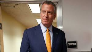 De blasio's wife, first lady chirlane mccray, is black, and they share two biracial children, dante, 23 and chiara, 25. It S Confirmed Nyc Mayor Bill Deblasio Wife Will Visit Manchester Claremont This Weekend