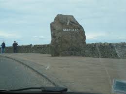 Dans une première période où l'ecosse sautait le milieu de terrain avec de longs ballons, il. Frontiere Ecosse