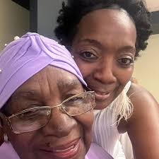 LADY E's CHICK'n CAFE