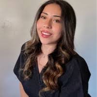 2700+ perfiles de «Debora»