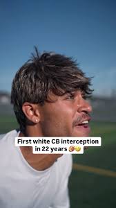 Riley Moss got the N pass 🤝🤣