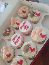 Epingle Sur Corner House Cakes