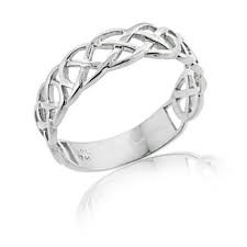 Interlocking Knotwork Represents The Interconnecting Forces Of Life A Very Important Concept In Celtic Ph Claddagh Ring Wedding Claddagh Jewelry Irish Jewelry