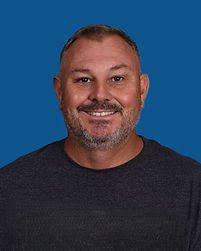 Meet Our Expert Faculty & Staff