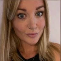 Mary Collyer's Instagram, Twitter & Facebook