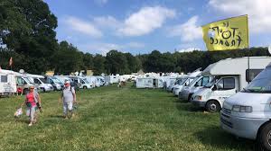 Maybe you would like to learn more about one of these? Uzivatel Agencebretagnepresse Na Twitteru Tour De France Une Invasion De Camping Cars A Mur De Bretagne Https T Co Yoydjpsavy
