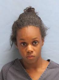 Teen arrested in Little Rock after knife swung, police say