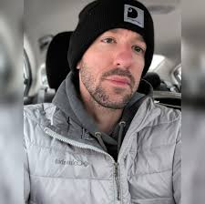 Best way to handle mail while traveling full time