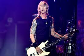 Настоящее имя даффа маккагана — майкл эндрю маккаган ( michael andrew mckagan). Duff Mckagan Hopes People Will Think Again About 80s Lyrics
