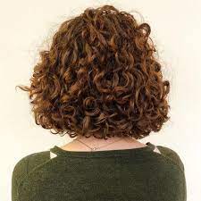 65 Different Versions Of Curly Bob Hairstyle One Length Hair One Length Haircuts Curly Bob
