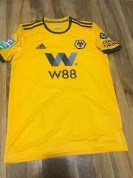 Последние твиты от wolves (@wolves). Wolverhampton Wanderers Home Fussball Trikots 2018 2019 Sponsored By W88