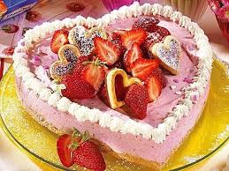 Herztorte Mit Erdbeeren Rezept Herztorte Kuchen Und Torten Erdbeerkuchen Rezept