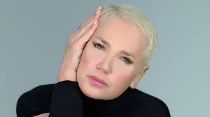 Xuxa entra na Justiça contra empresa após ser vítima de deepfake, diz colunista