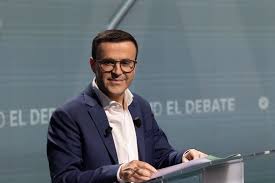 A qué se dedicaba Miguel Ángel Gallardo, candidato del PSOE en las elecciones de Extremadura antes de ser político? | Descubre