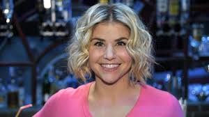 She was the second woman to win the show and, unlike most winners, went on to have a successful music career. Beatrice Egli So Sieht Ihr Neues Album Naturlich Aus