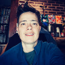 Melissa Seckler's Instagram, Twitter & Facebook