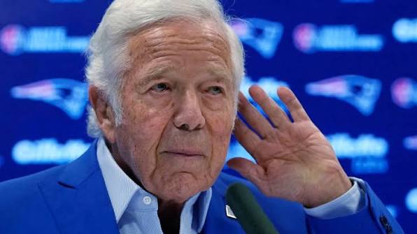 Robert Kraft says he put Jerod Mayo in 'untenable situation'