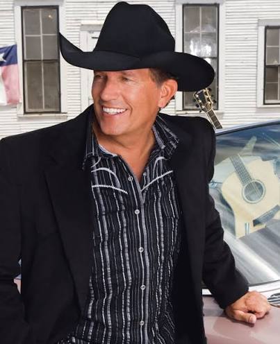 GEORGE STRAIT: That's a real cowboy on stage - Grand Forks Herald | Grand  Forks, East Grand Forks news, weather & sports