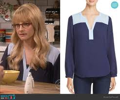 Bernadette big bang theory blau. Pin On The Big Bang Theory Style Clothes By Wornontv