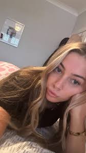 finally 18🫶🏼💕 can i send you cute selfies? 😇