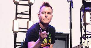The bass guitarist and singer, 49, opened up about the diagnosis across his social media on wednesday and revealed he's started. Mark Hoppus Of Blink 182 Is In Treatment For Cancer Update