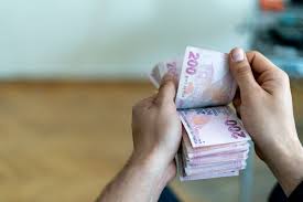 Kosgeb'in küçük işletmeler için sunduğu 50 bin tl'ye varan faizsiz kredi desteği adeta can suyu peki kosgeb 50 bin tl kredisi nasıl alınır, kredi başvurusu nasıl yapılır, kimler başvurabilir, kredi. Kosgeb Ten 75 Bin Liraya Kadar Faizsiz Kredi Basvurular Basladi Kim Ne Kadar Alabilecek Internet Haber