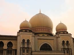 On 6 february 2020, a total of 35 media law students from the faculty of applied communication (fac) participated in a study visit to the palace of justice, putrajaya. Putrajaya Malaysias Architektonisches Meisterwerk Rapunzel Will Raus
