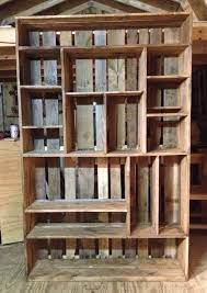 Bookshelf Made Out Of Old Pallets Bookshelves Diy Diy Pallet Projects Wooden Pallet Furniture