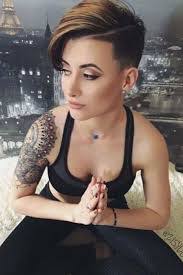 Jeri Lewis's Instagram, Twitter & Facebook