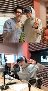 His television debut was on the kbs comedian festival (for college students) in 1991. Yoo Jae Suk Opens Up About His Life As A Father And A Husband Soompi