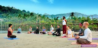 200 hour yoga teacher india