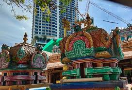 Ulusal muze ve sivan temple bukit gasing yerlerine çok kolay ulaşılabilir, jamek camisi ise arabayla 10 dakika uzaklıktadır. Arulmigu Sri Ramalinga Eeswarar Temple Kuala Lumpur Tripadvisor