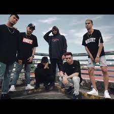 With music streaming on deezer you can discover more than 73 million tracks, create your own playlists, and share your favourite tracks with your friends. Stream K Clique Sah Tu Satu By Joey Mojugit Listen Online For Free On Soundcloud