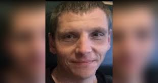 Candice Beatty's Instagram, Twitter & Facebook