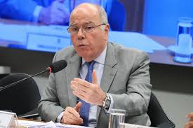 Após classificação de PCC e CV como terroristas, Itamaraty admite risco de ação militar dos EUA no Brasil