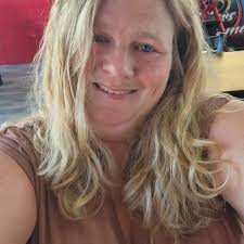 Custom cake design similar to this image needed