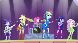 Rainbooms Playing Shake Your Tail On Stage Eg2 Png