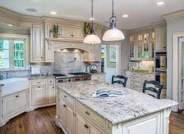26 Gorgeous White Country Kitchens Pictures Country Kitchen Designs Country Kitchen Cabinets Kitchen Cabinet Styles